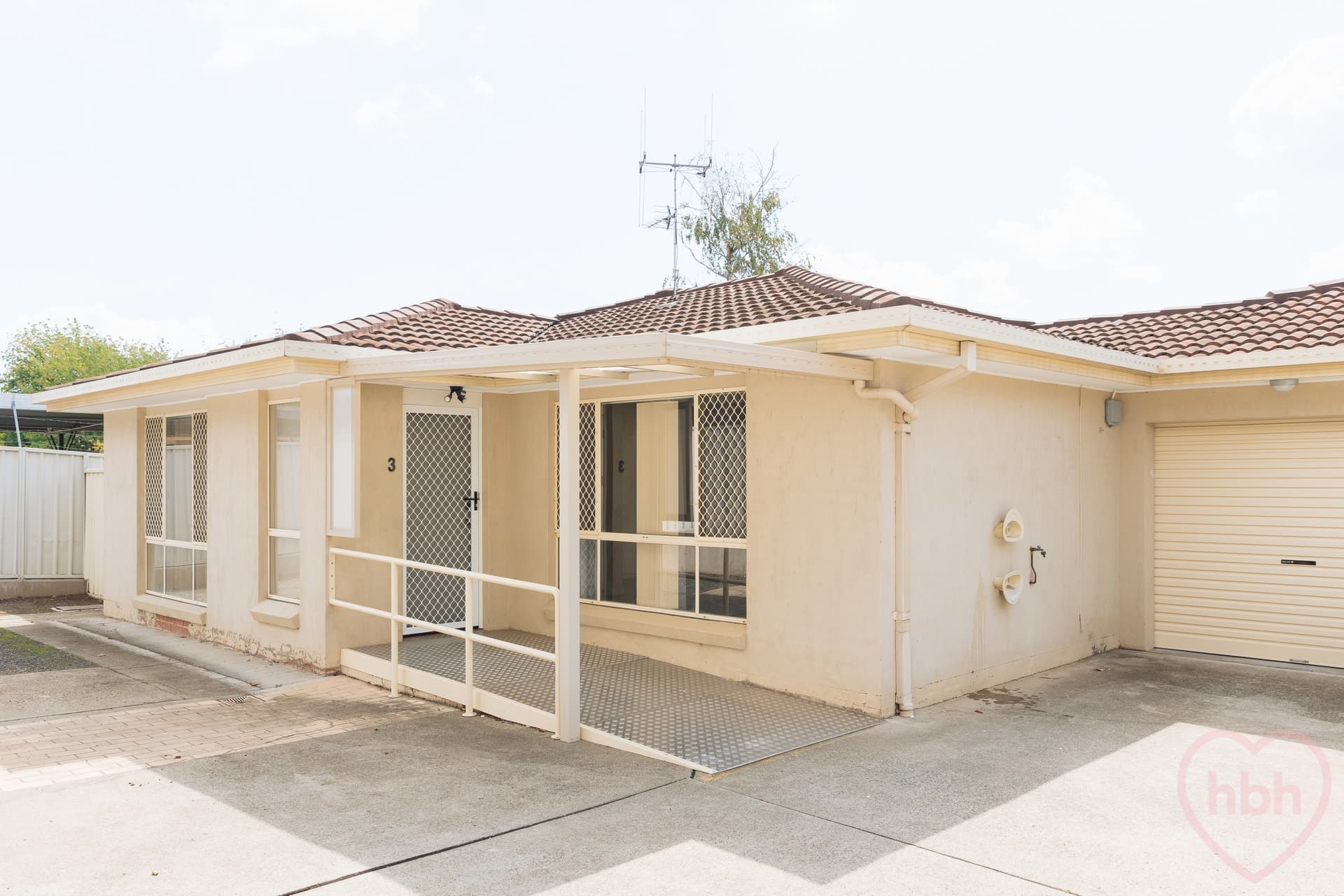 3/57 Donald Road, Karabar - Image 1