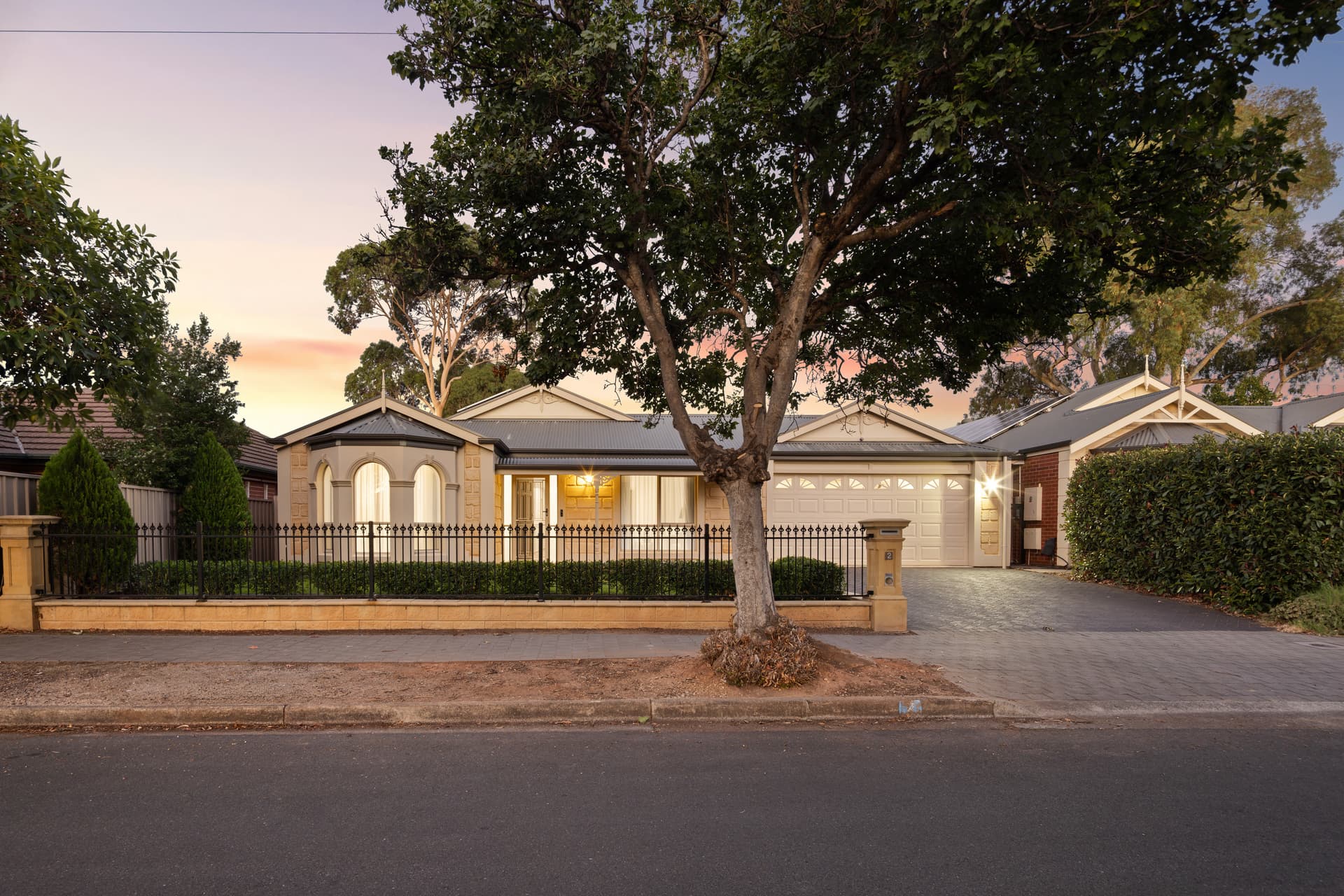 2 Yulinda Terrace, Lower Mitcham - Thumbnail 2