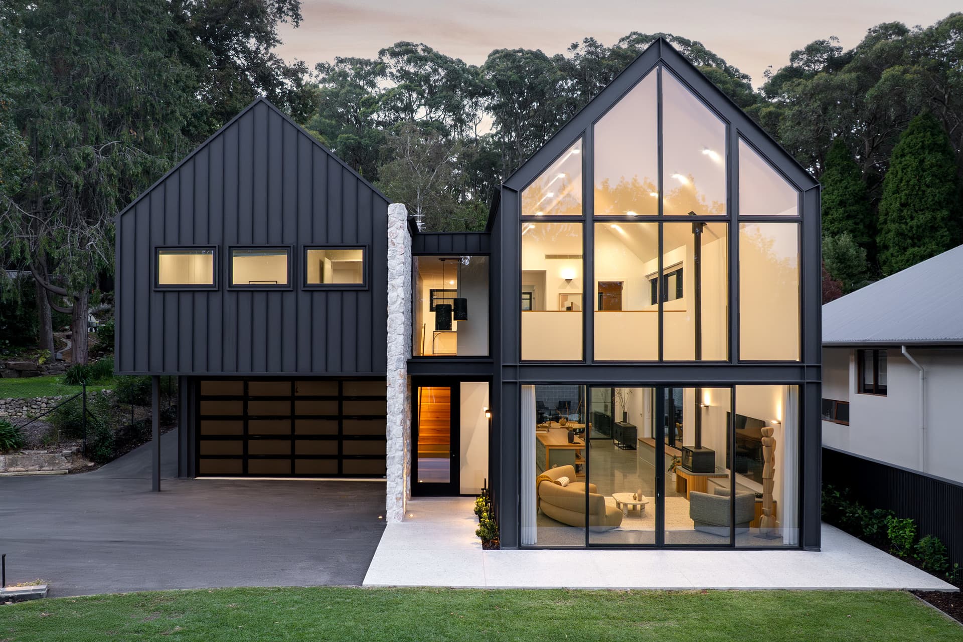 77 Piccadilly Road, Crafers - Image 1