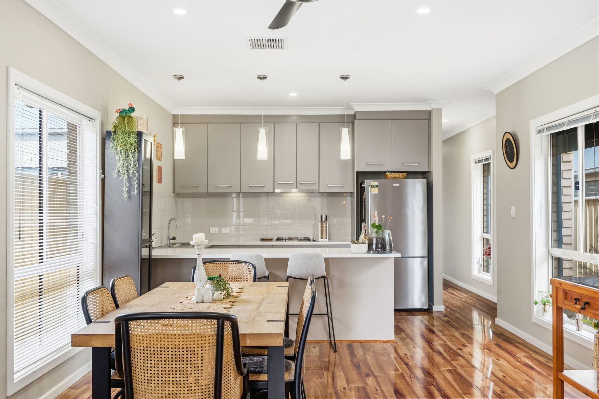 4A Fairview Terrace, Clearview - Thumbnail 3