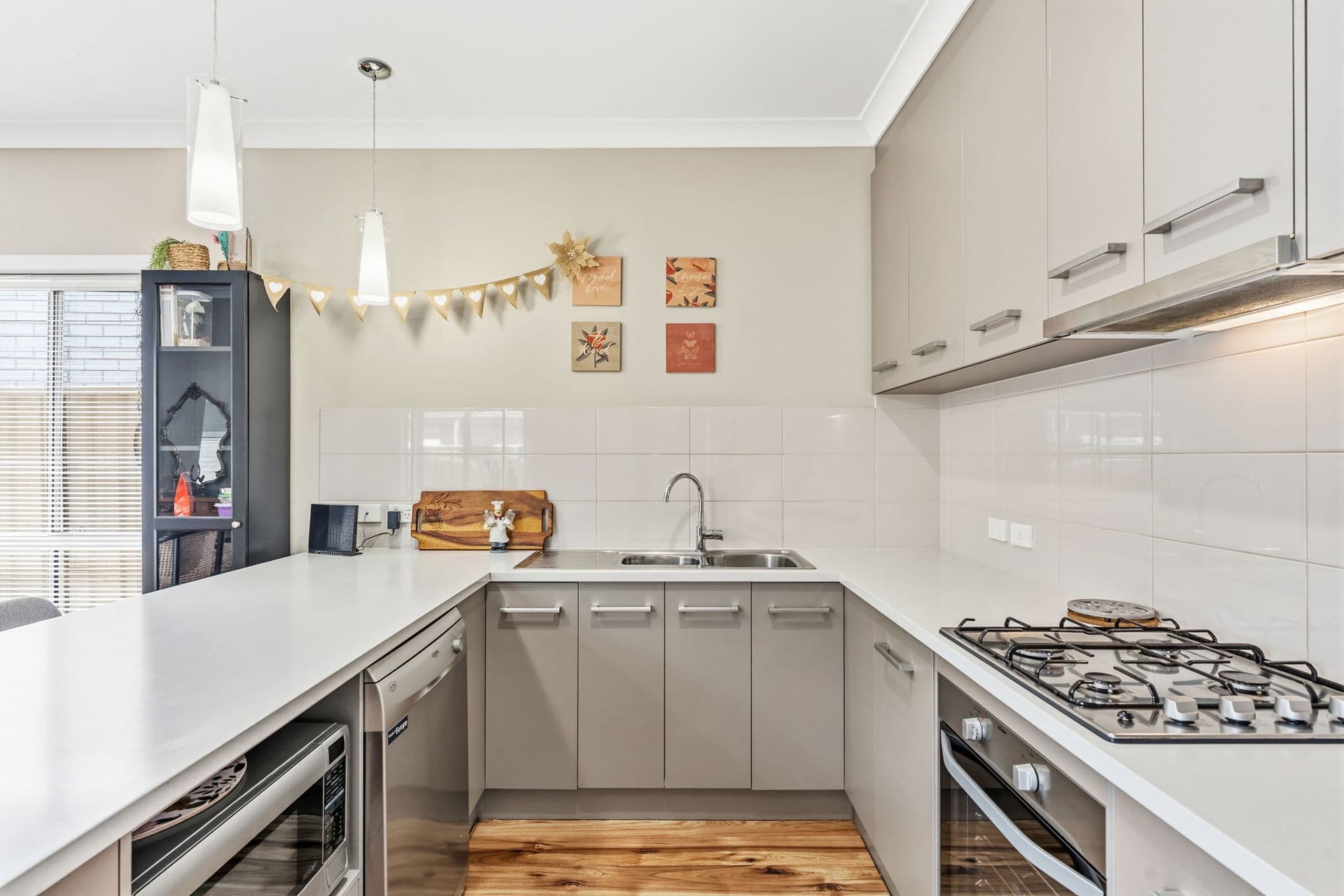 4A Fairview Terrace, Clearview - Thumbnail 5