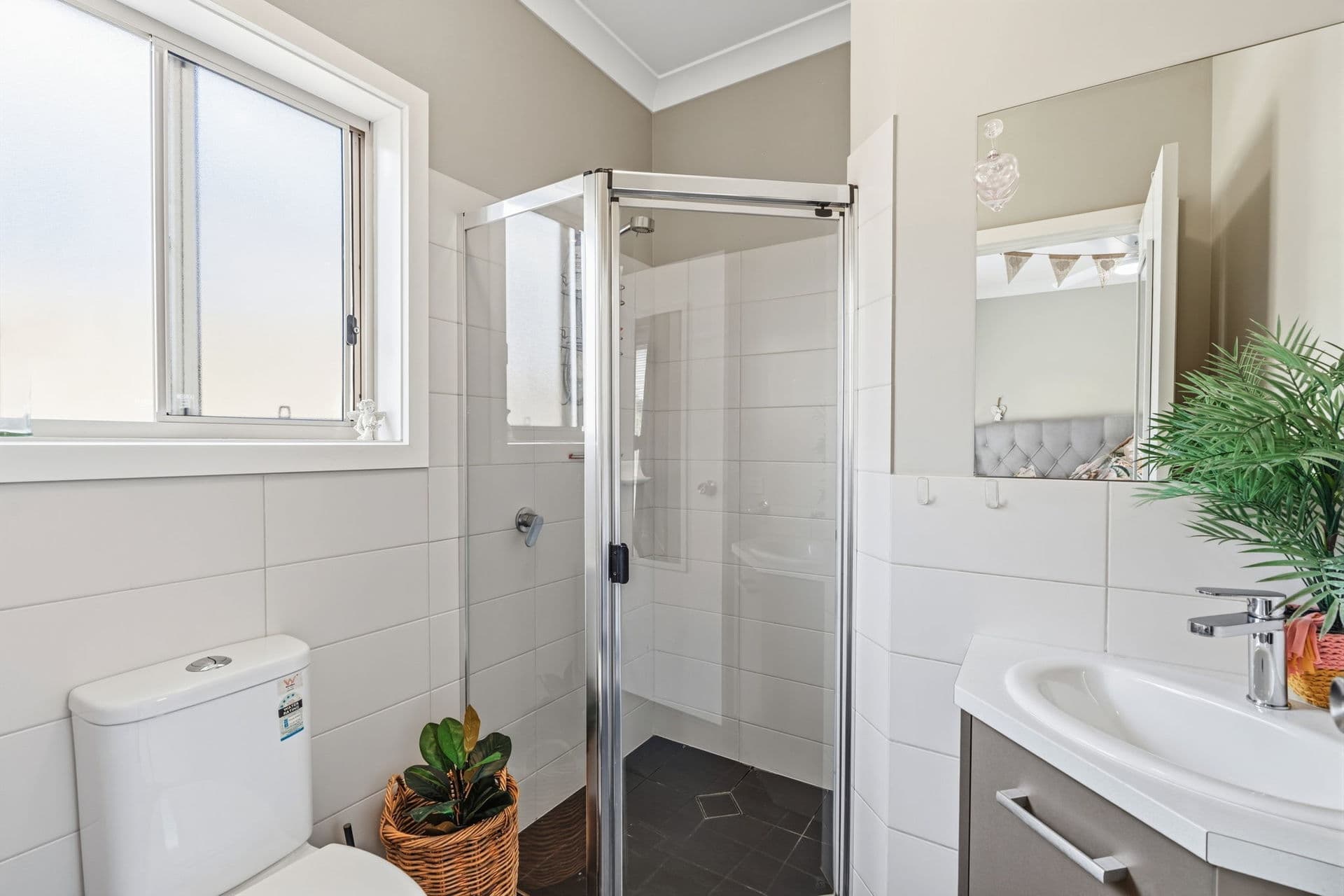 4A Fairview Terrace, Clearview - Thumbnail 8