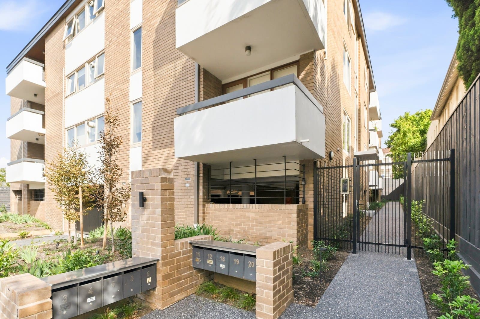 17/35 Walsh Street, South Yarra - Thumbnail 7