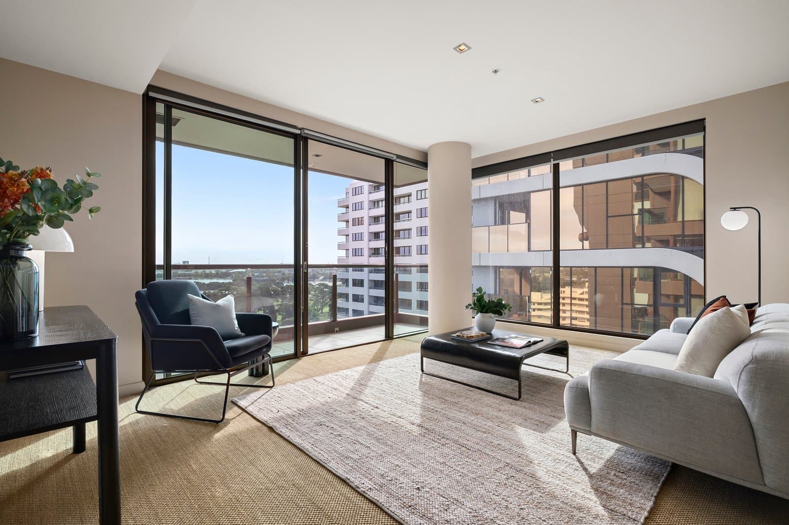 1007/480 St Kilda Road, Melbourne - Image 1