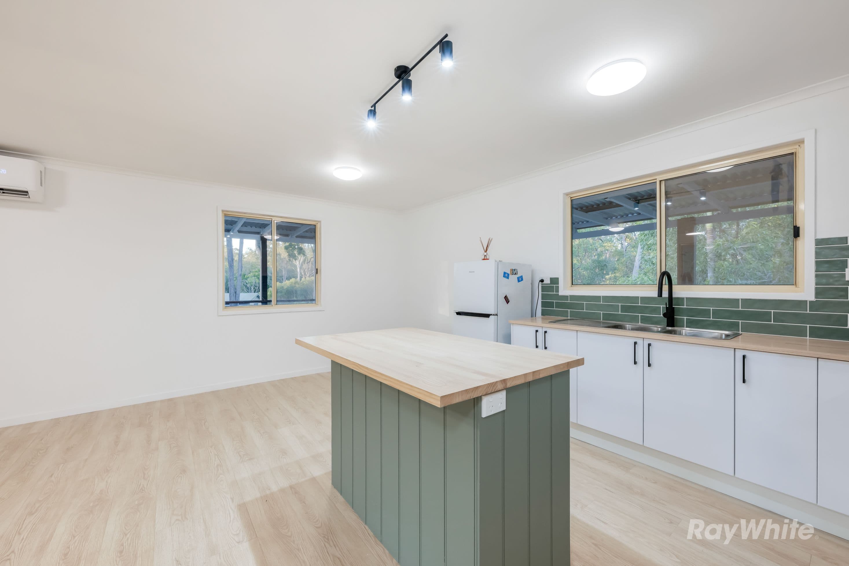 121 Marshall Avenue, Maroondan QLD 4671, Maroondan - Thumbnail 6