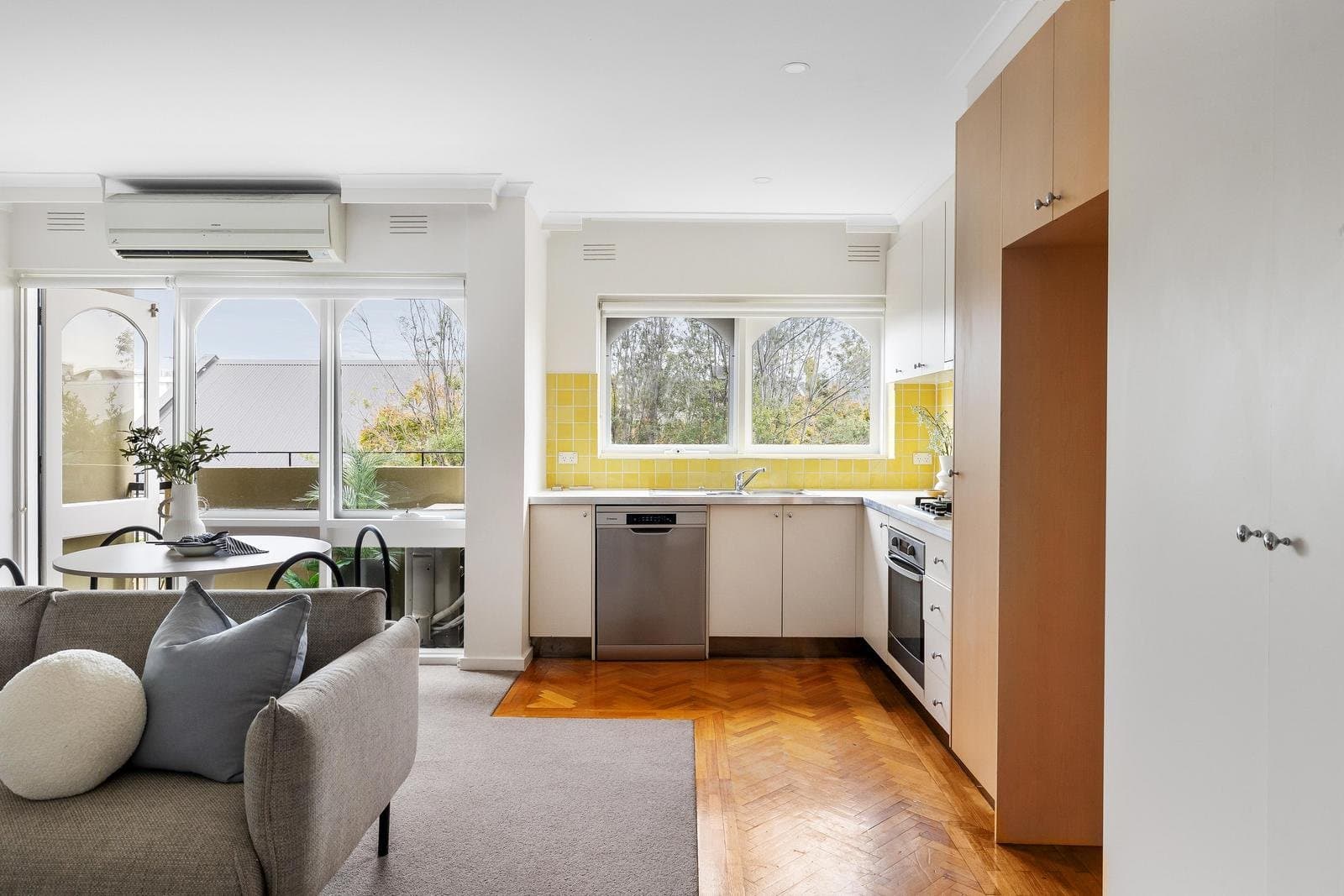 10/3 Irving Street, Malvern, Malvern - Thumbnail 3