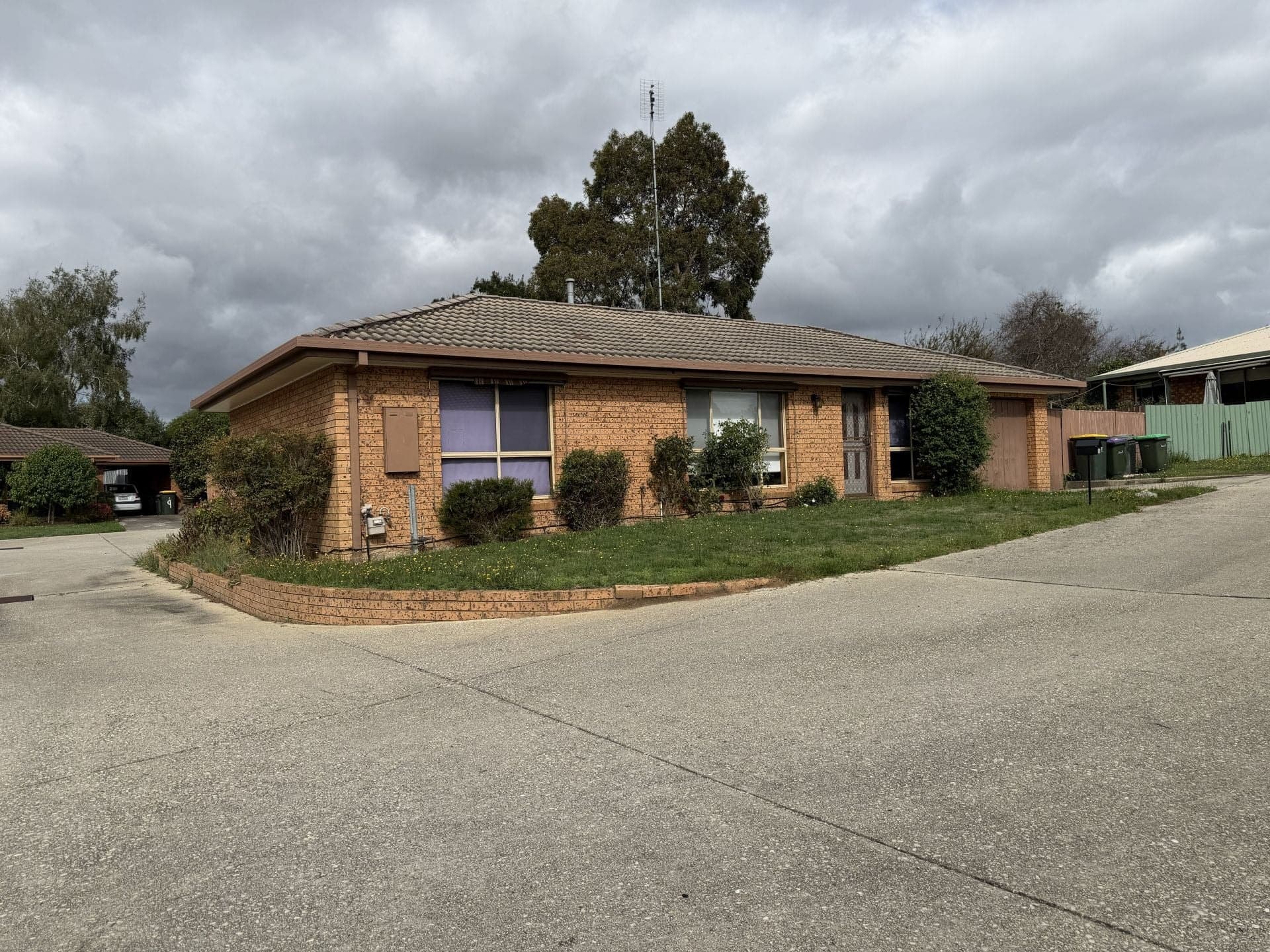 11 Florence Court, Brown Hill, Brown Hill - Image 1