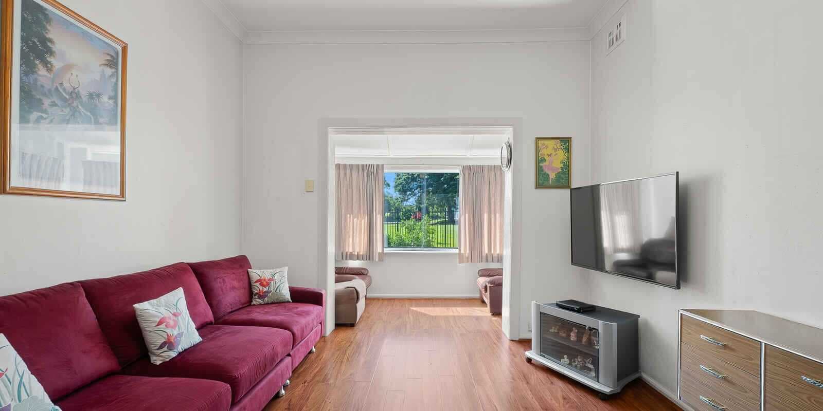 10 Unwin Street Canterbury, Canterbury - Thumbnail 2