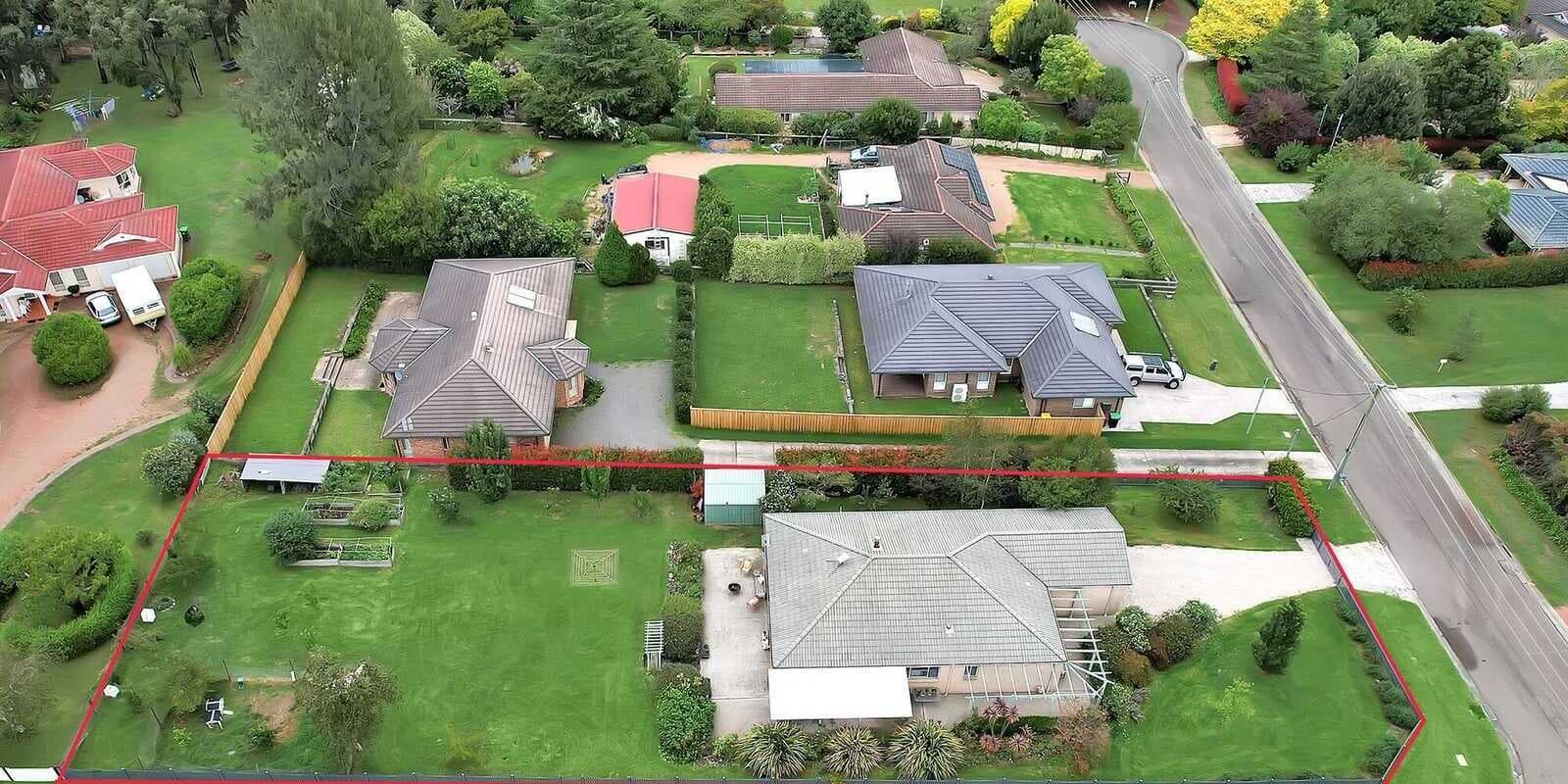 10 Birch Park Road Bundanoon, Bundanoon - Thumbnail 3