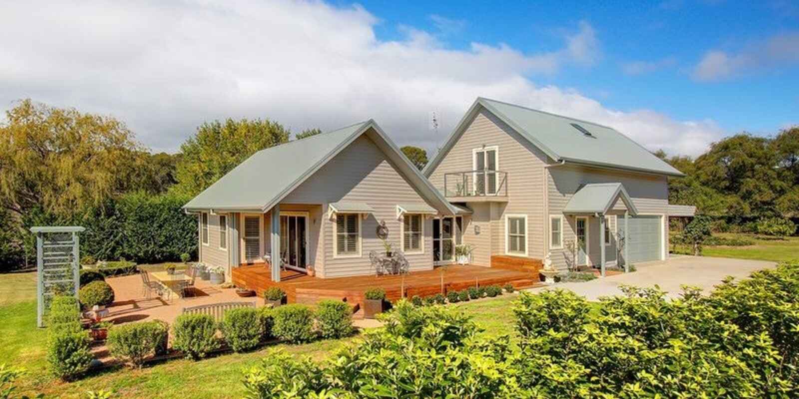 2 Hazelton Drive Moss Vale, Vale - Image 1