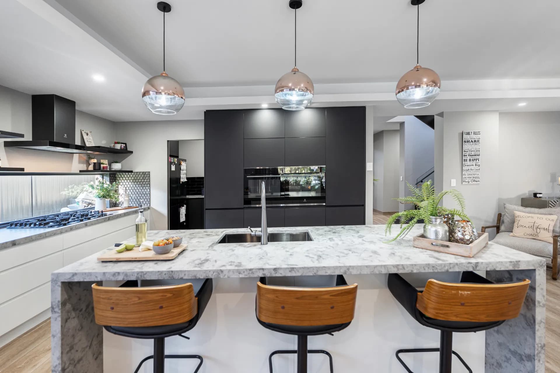 5 Serrata Close, Banksia Beach, Banksia Beach - Thumbnail 2