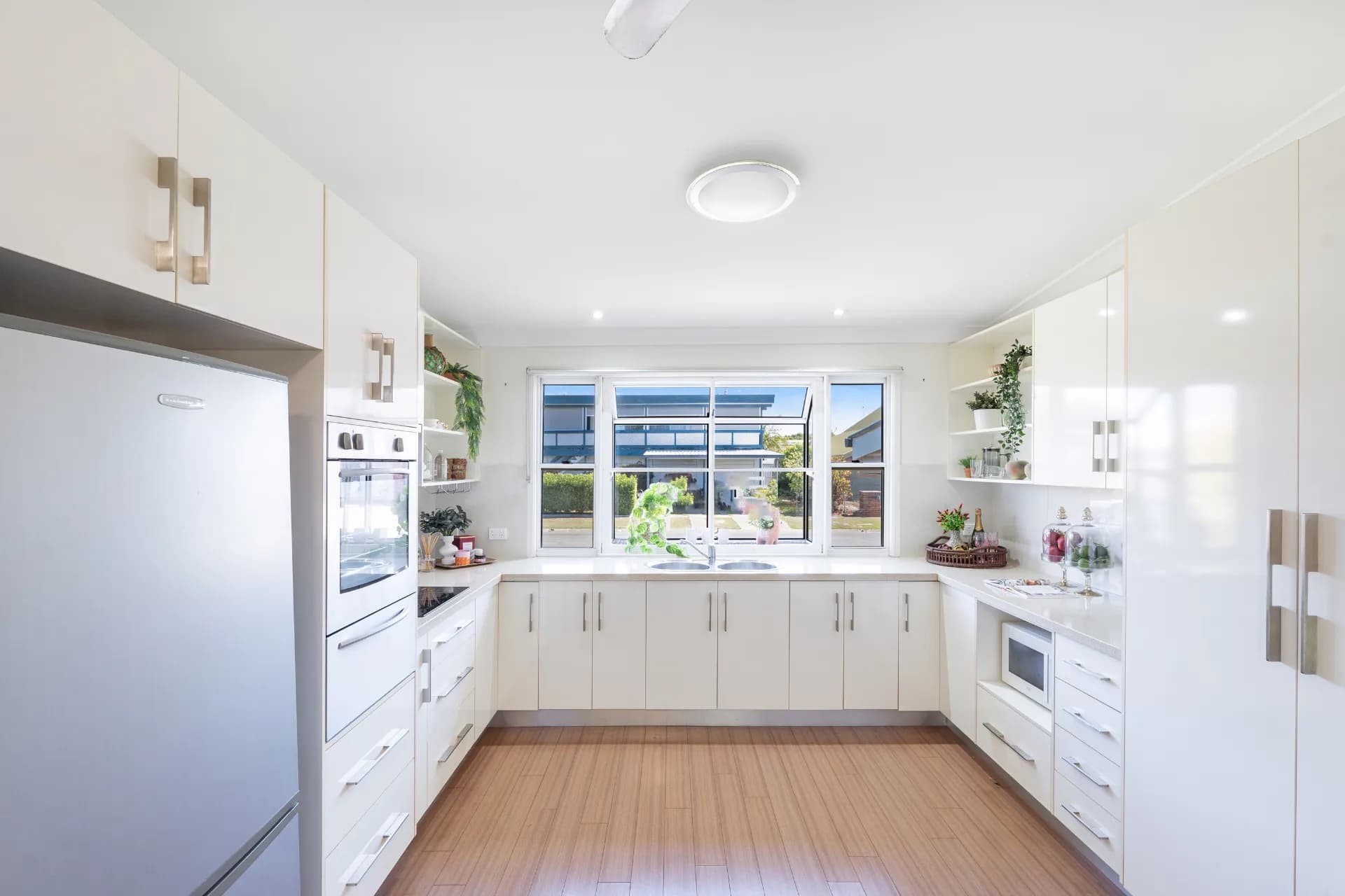 17 Nungo Avenue, Bellara, Bellara - Thumbnail 2