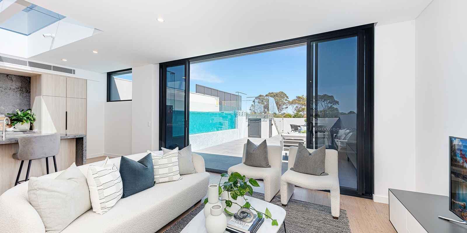 11/12 Amaroo Avenue Castle Cove, Cove - Thumbnail 3