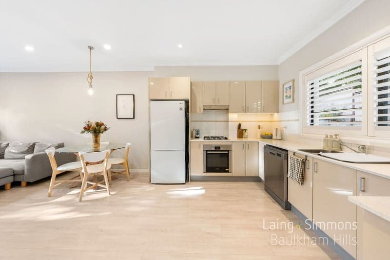 2/3 Christopher Street, Baulkham Hills, Baulkham Hills - Thumbnail 4