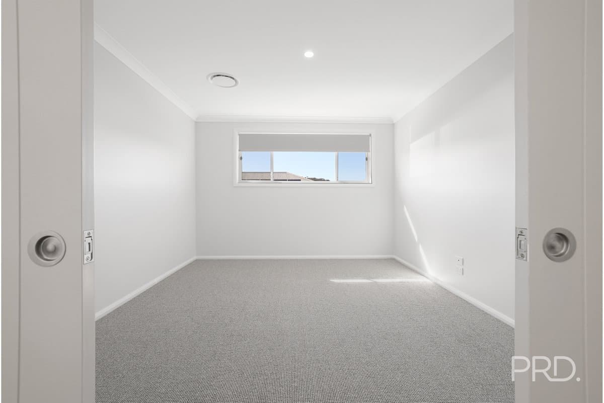 8 Crested Avenue, TAMWORTH NSW 2340, Tamworth - Thumbnail 8