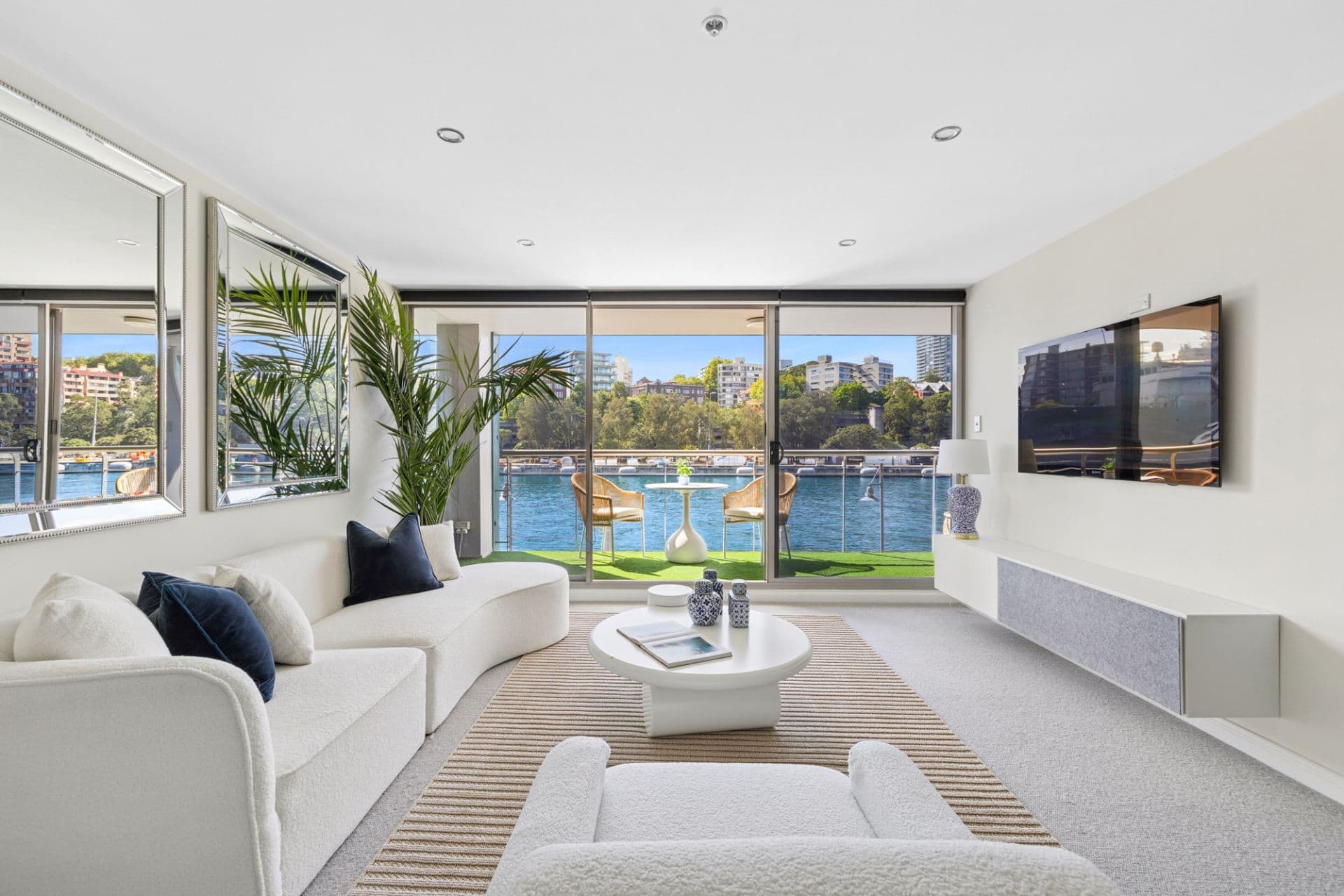 226/6 Cowper Wharf Road, Woolloomooloo NSW 2011, Woolloomooloo - Thumbnail 2