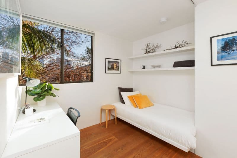 Just a moment..., Potts Point - Thumbnail 7