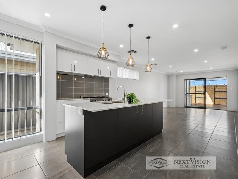 14 Dickerson Loop, Hammond Park, Hammond Park - Thumbnail 7
