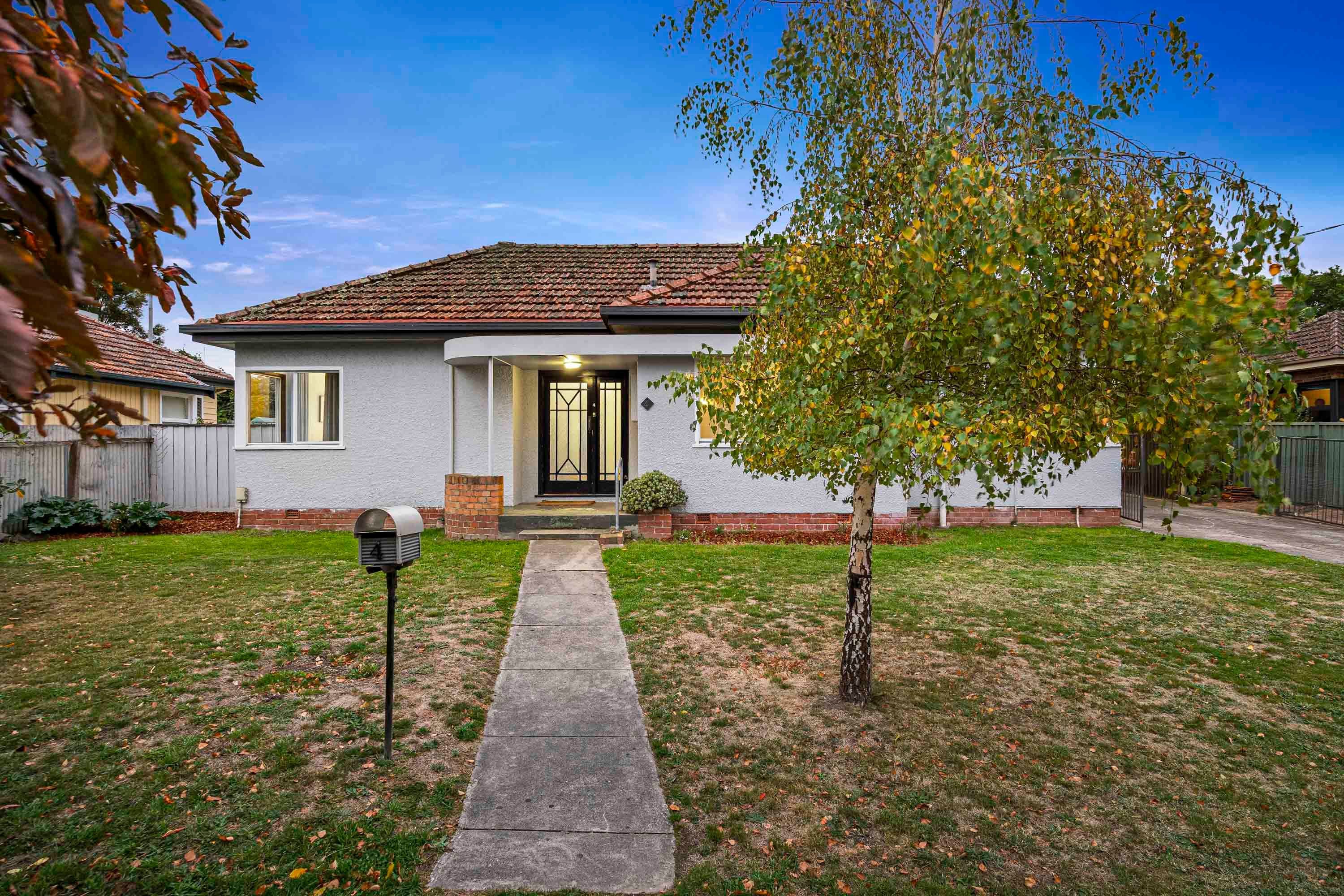 4 Collard Street, Newington  Victoria  3350, Australia, Newington - Image 1