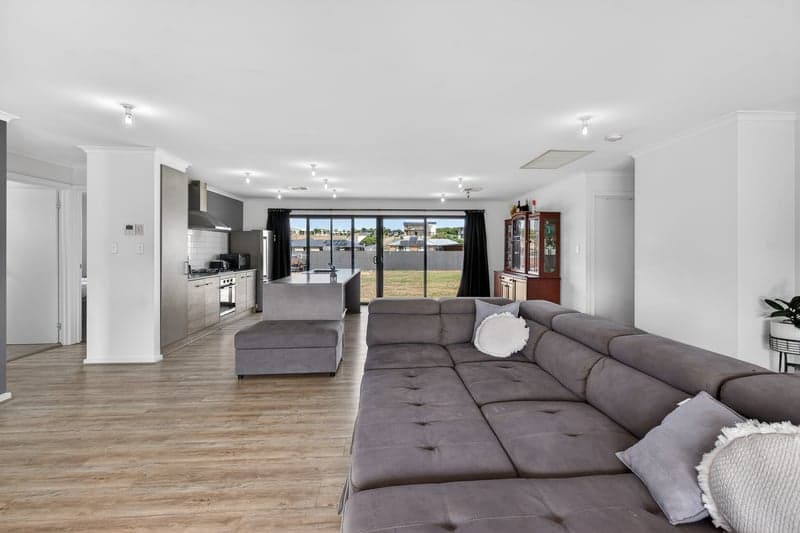 116 Batson Parade, Hindmarsh Island - Thumbnail 6