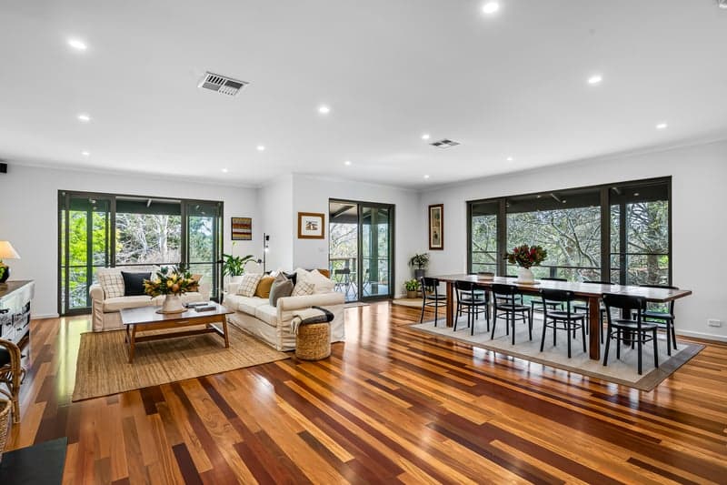 36 Cricklewood Road, Heathfield - Thumbnail 4