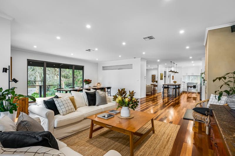 36 Cricklewood Road, Heathfield - Thumbnail 8