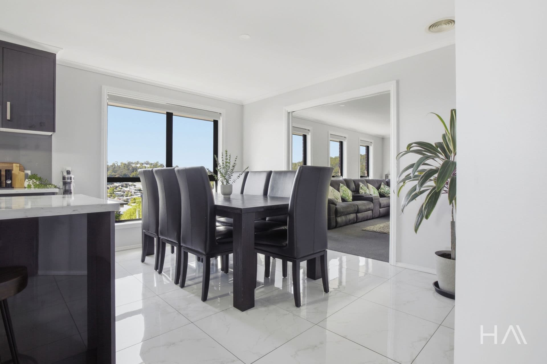 49 Tamar Rise Riverside, Riverside - Thumbnail 8