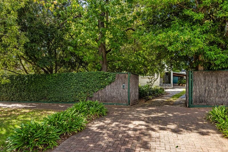 40 Gordon Terrace, Rosslyn Park - Image 1
