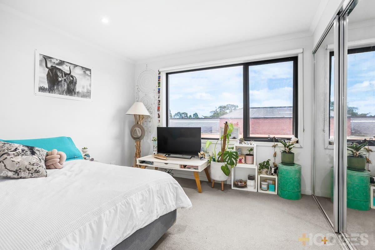 42 Ambrose Avenue, Cheltenham, VIC, 3192, Cheltenham - Thumbnail 8