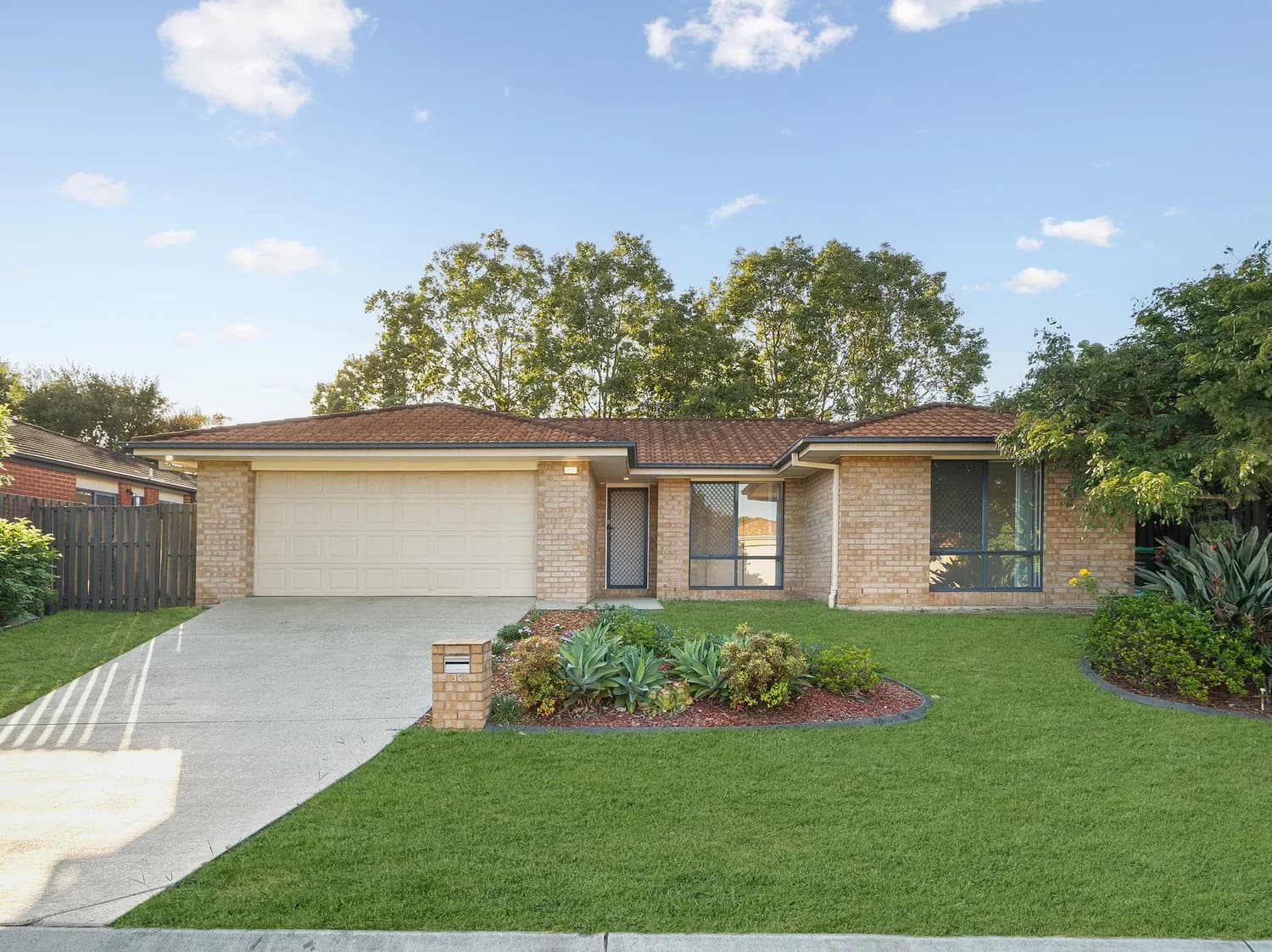 32 Diamond Avenue, Kallangur, QLD, 4503, Kallangur - Image 1