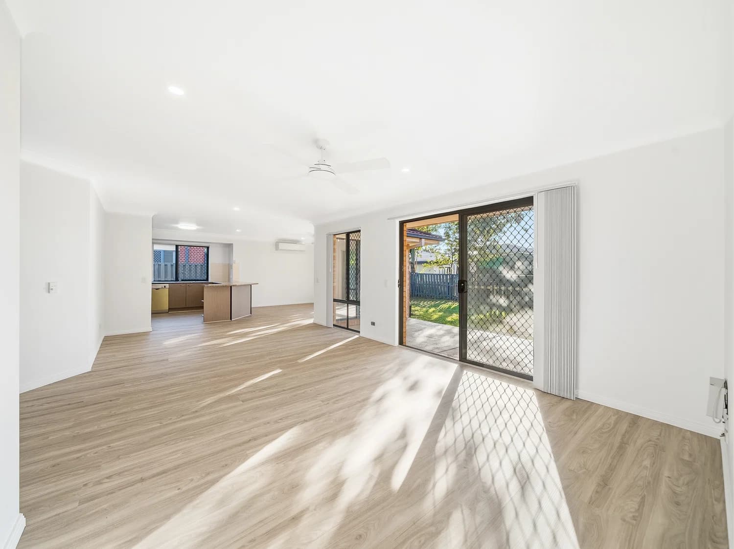 32 Diamond Avenue, Kallangur, QLD, 4503, Kallangur - Thumbnail 5