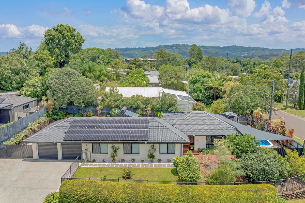 52 Akoonah Way, D'Aguilar - Image 1