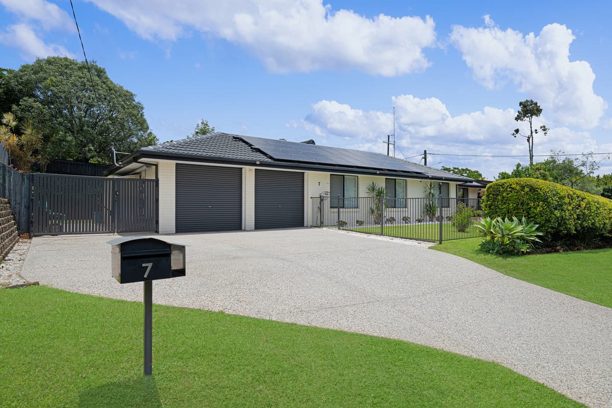 52 Akoonah Way, D'Aguilar - Thumbnail 2