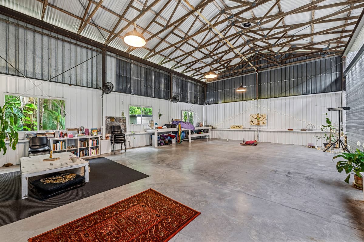 8 Woodlands Court, Mooloolah Valley - Thumbnail 2