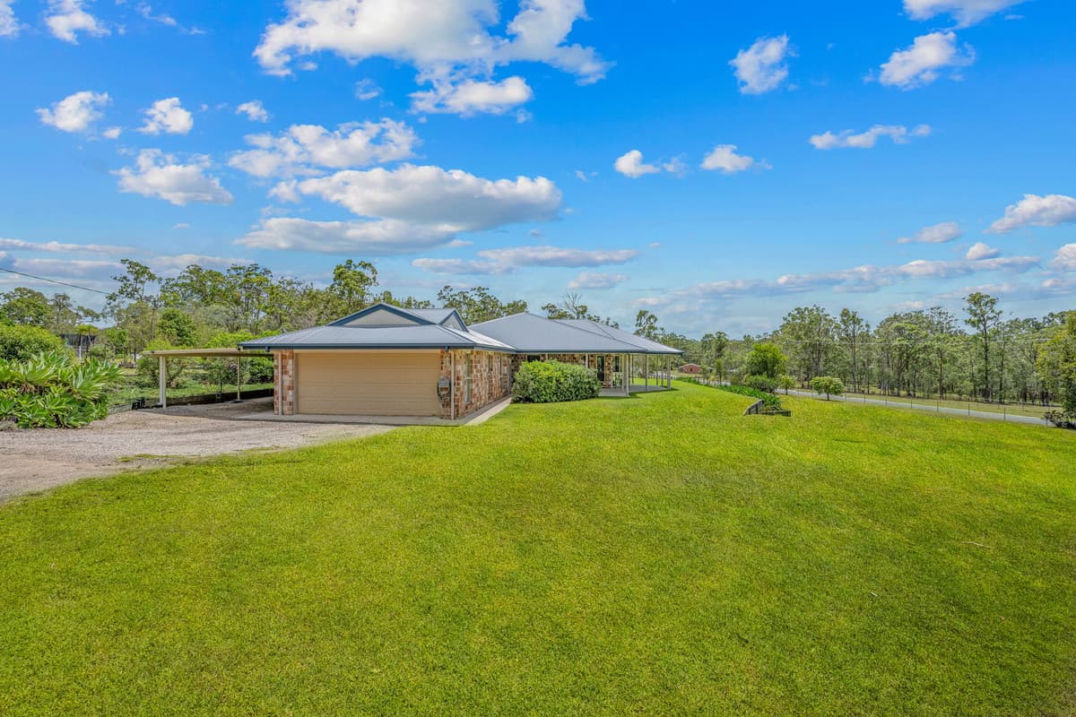 43 Parragilga Lane, D'Aguilar - Thumbnail 3