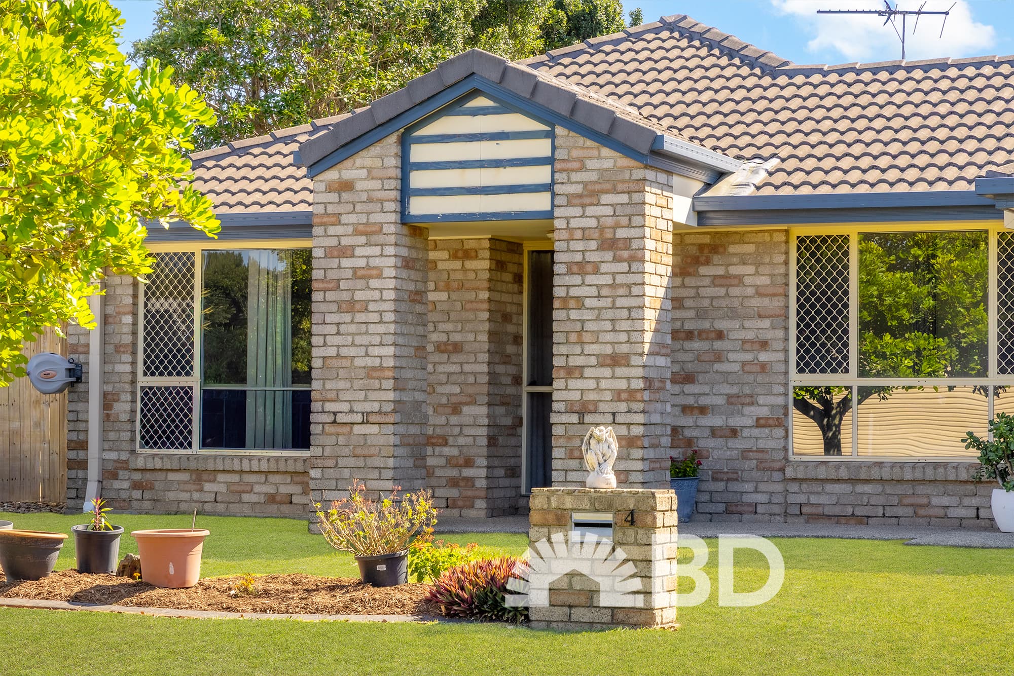 4 Abraham Close, Morayfield - Image 1