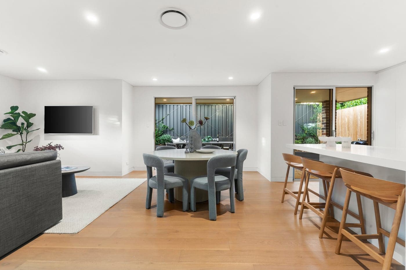 9/50-52 Georges River Crescent, Oyster Bay - Thumbnail 2