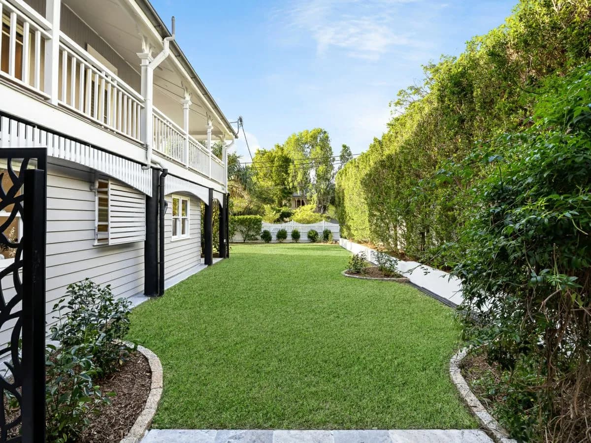 32 Kew Road, GRACEVILLE, Graceville - Thumbnail 5