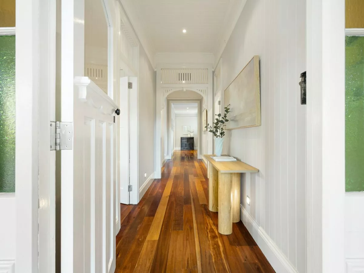 32 Kew Road, GRACEVILLE, Graceville - Thumbnail 7