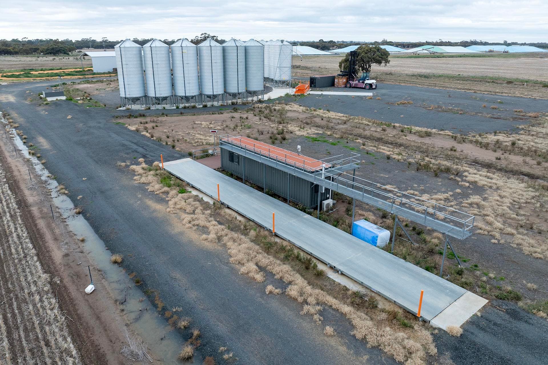 36 Tarrant Road, WARRACKNABEAL VIC 3393, Warracknabeal - Thumbnail 2