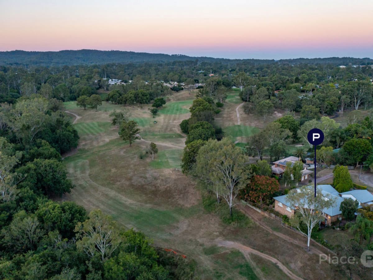 6 St Ives Court, Karana Downs - Thumbnail 2