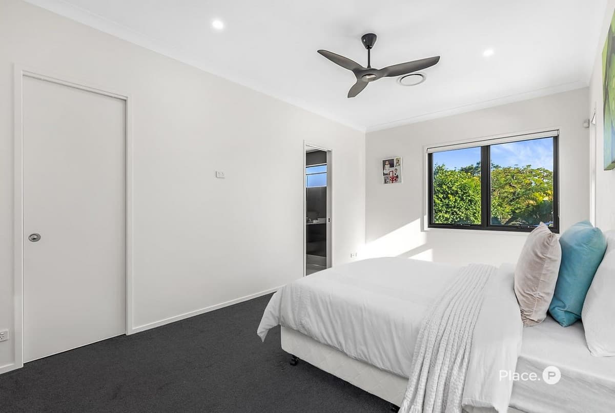 34 Lytton Road, Bulimba - Thumbnail 7