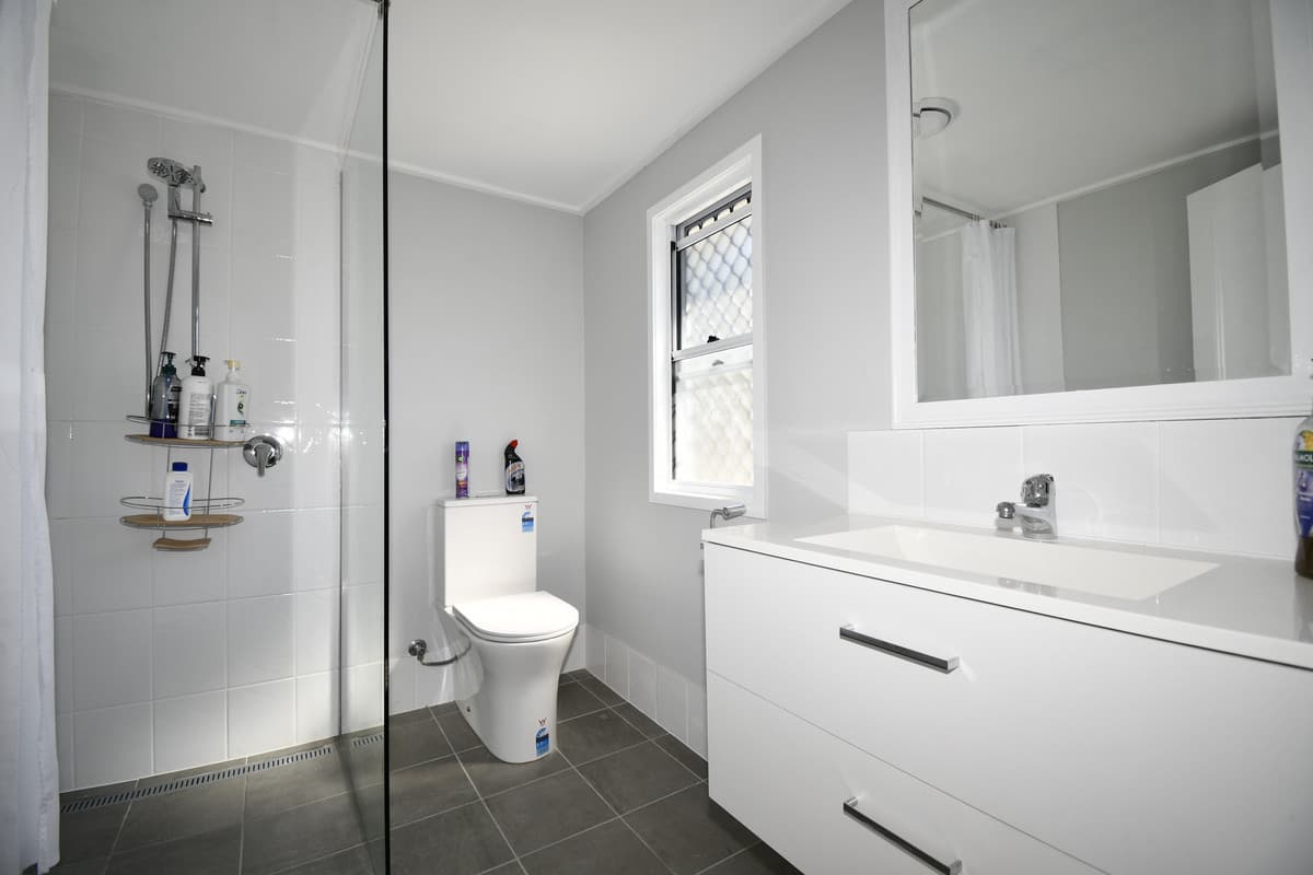402 Campbell Street, Depot Hill, Depot Hill - Thumbnail 5
