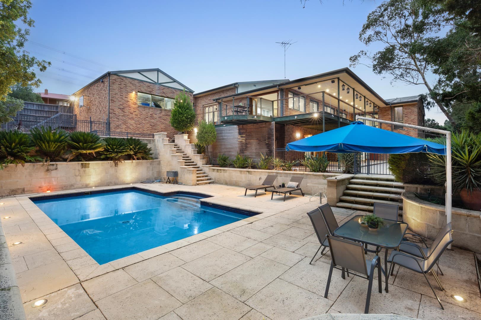 15 Hawkhurst Court, Eltham, VIC 3095, Eltham - Thumbnail 2