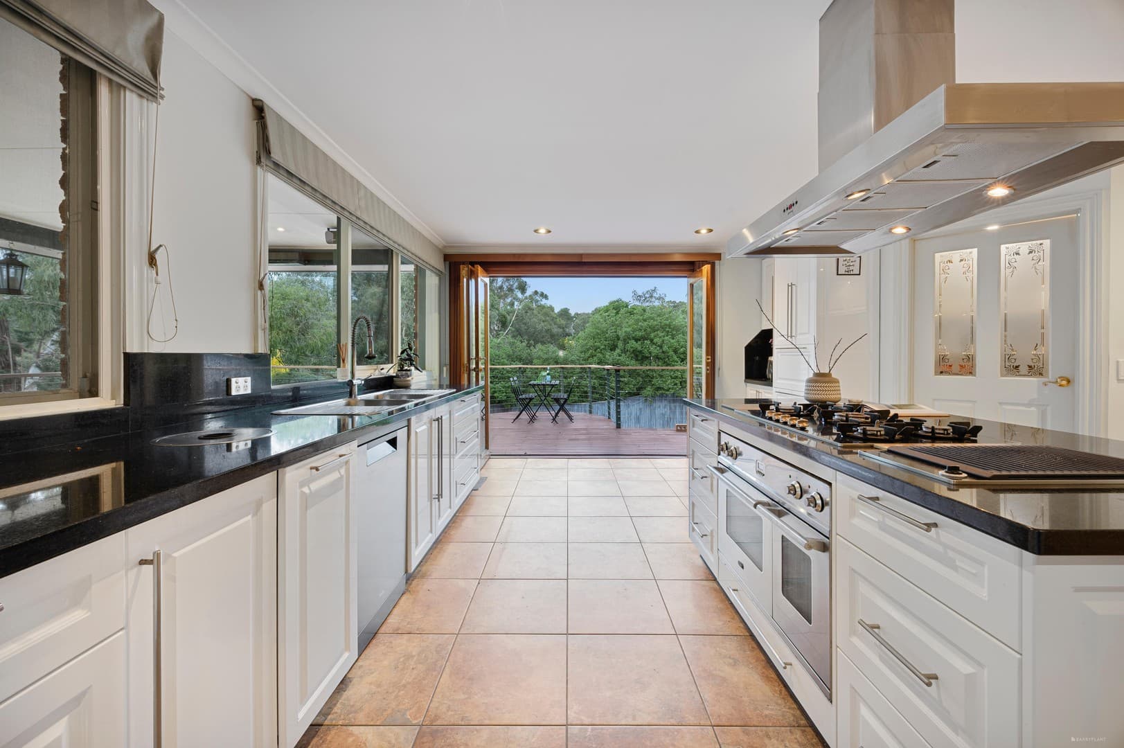 15 Hawkhurst Court, Eltham, VIC 3095, Eltham - Thumbnail 5