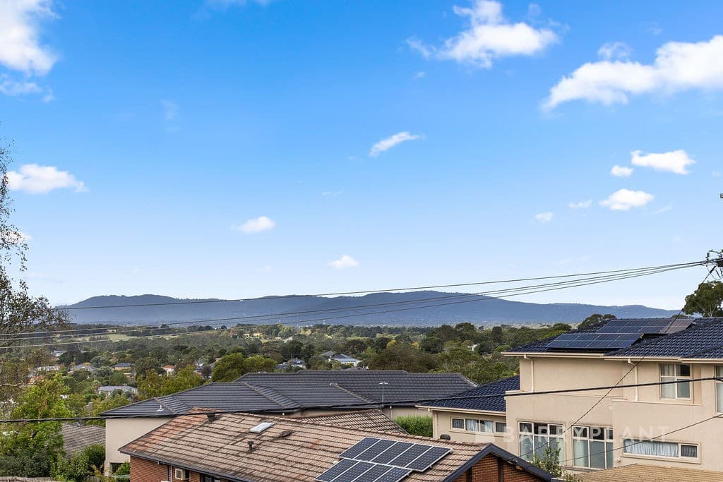 36 Hinkler Road, Glen Waverley, VIC 3150, Glen Waverley - Thumbnail 3