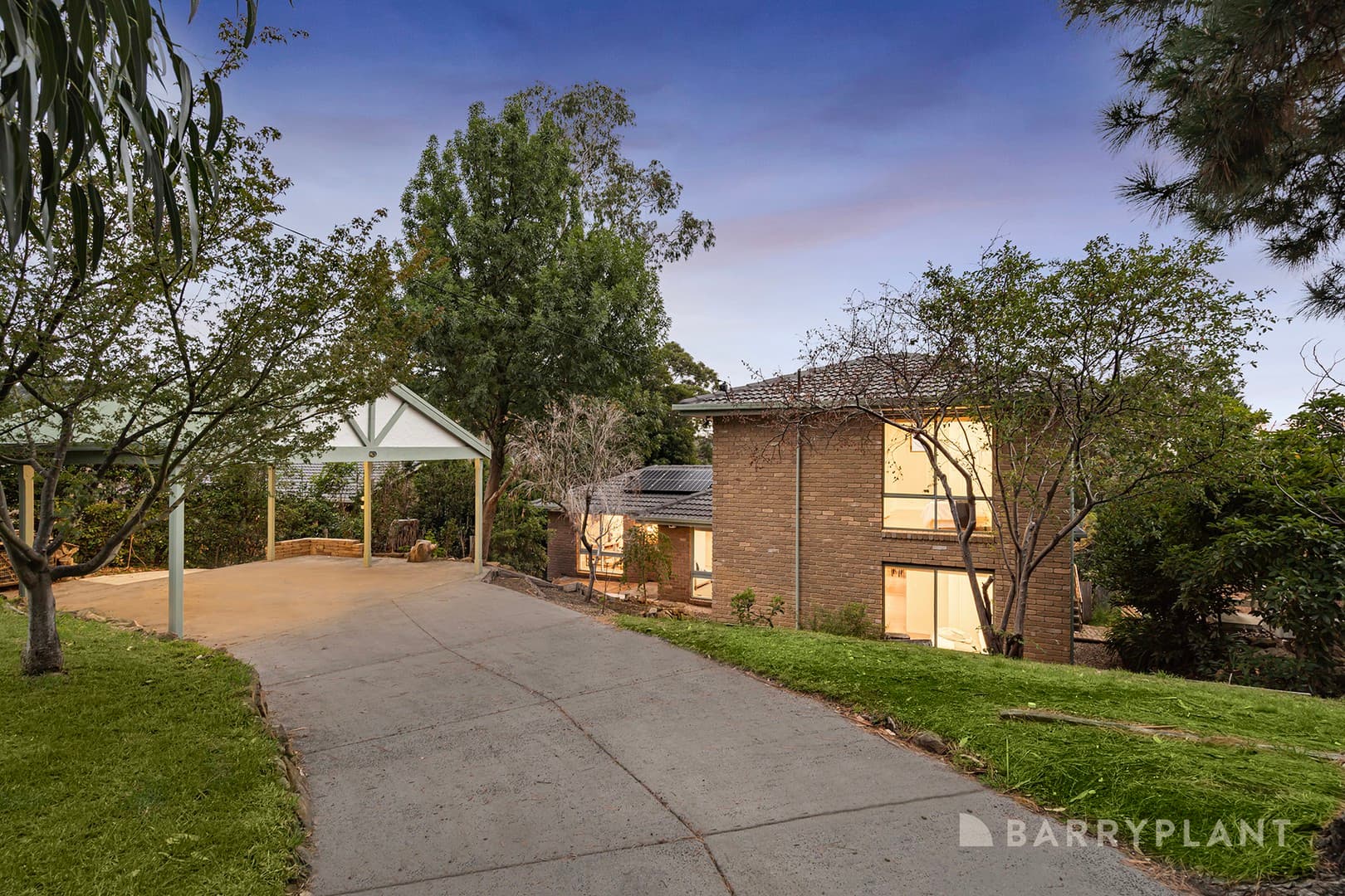 8 Baldwin Avenue, Upper Ferntree Gully, VIC 3156, Upper Ferntree Gully - Thumbnail 2