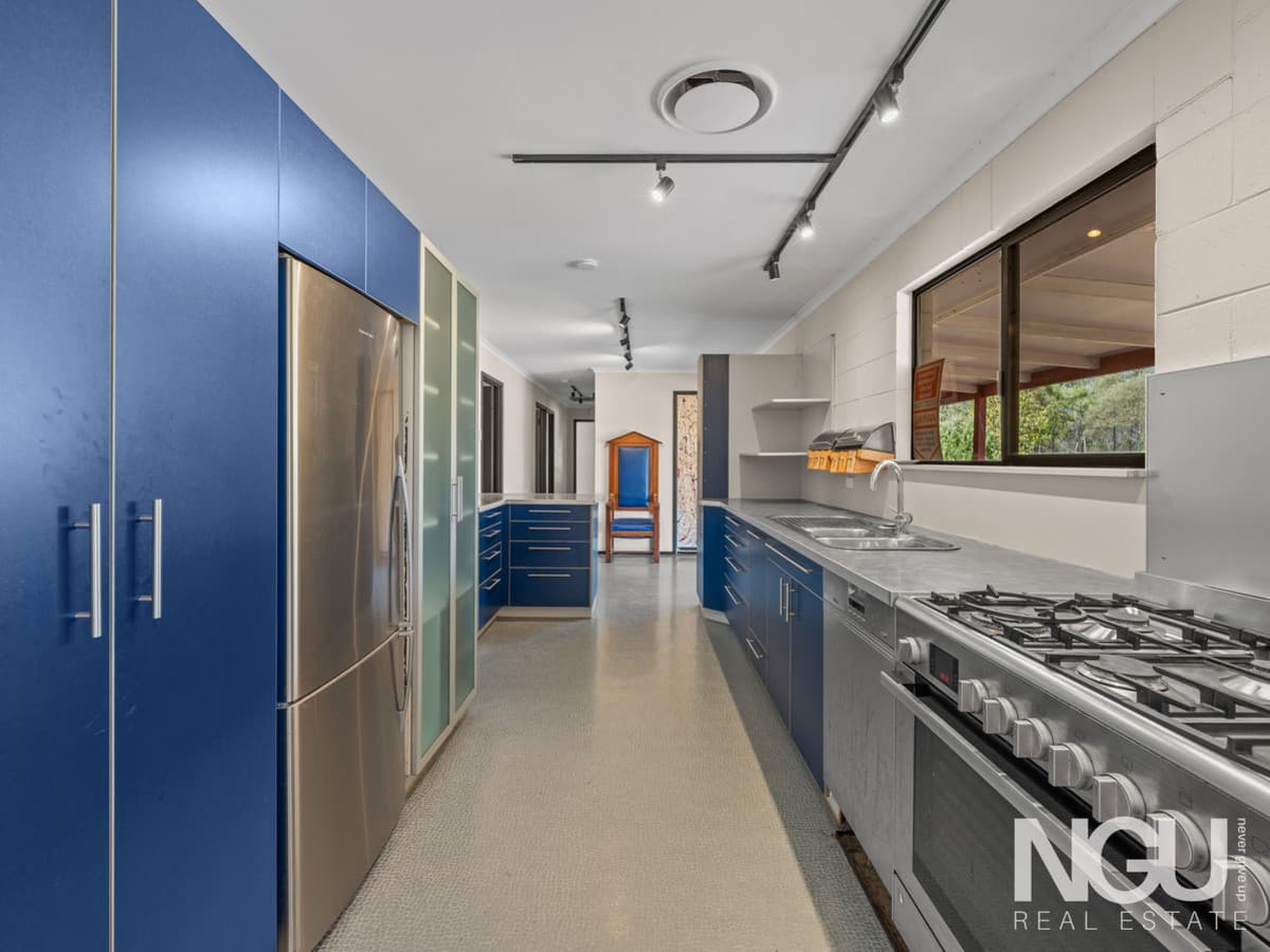 207 Borallon Station Road, Pine Mountain QLD 4306, Pine Mountain - Thumbnail 2