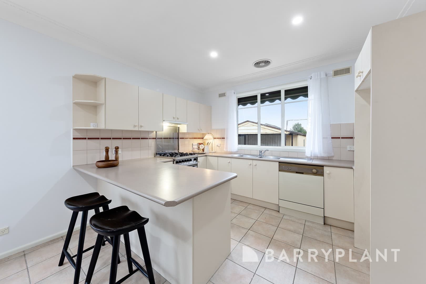 11 Glinden Avenue, Ardeer, VIC 3022, Ardeer - Thumbnail 4