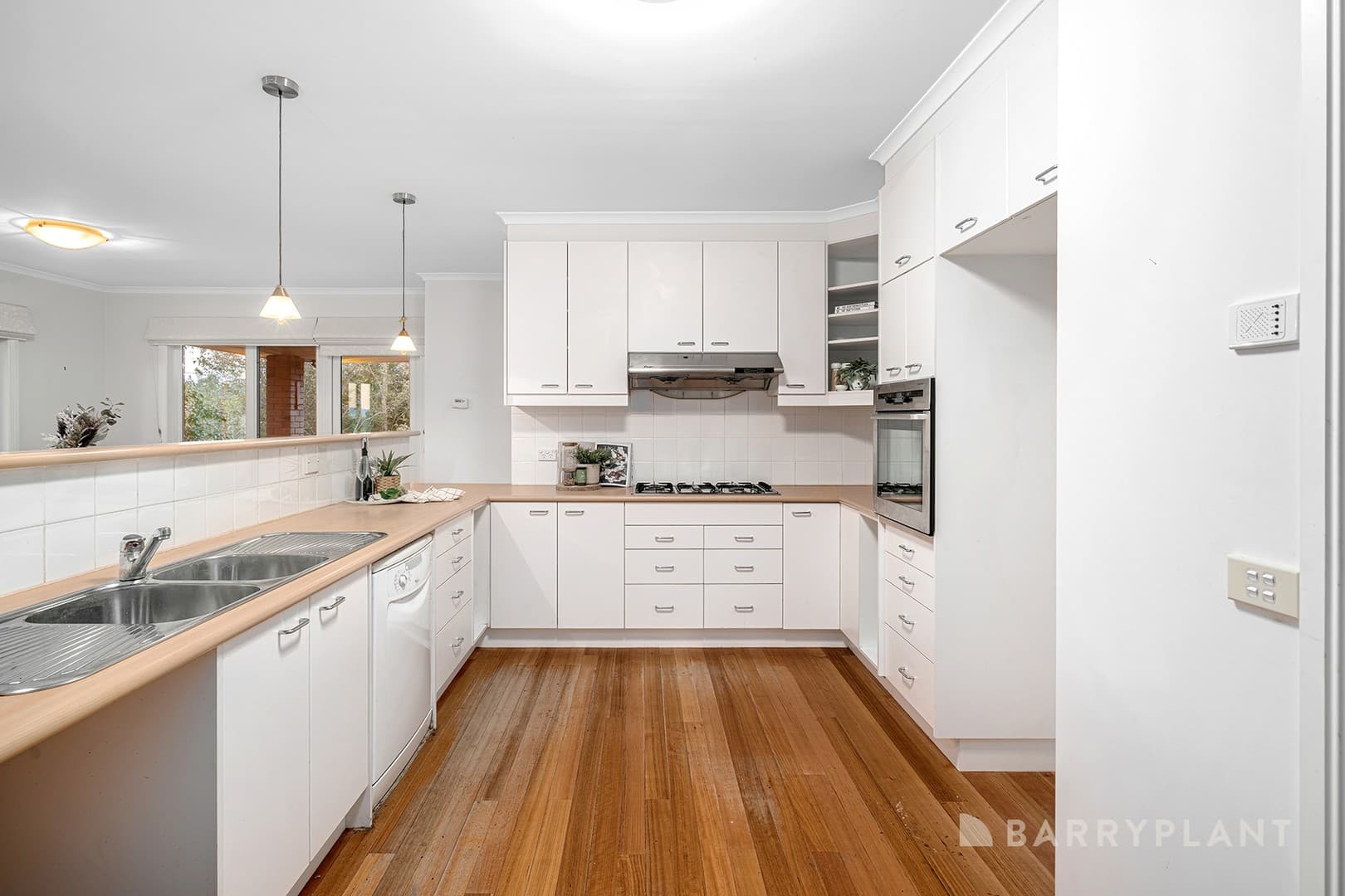 92 Eucalypt Drive, Lilydale, VIC 3140, Lilydale - Thumbnail 3